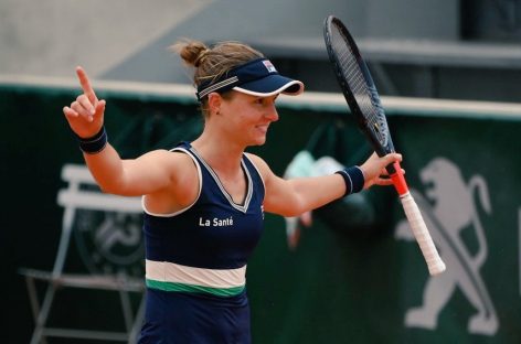 LA ARGENTINA PODOROSKA LOGRÓ UN TRIUNFO HISTÓRICO Y ESTÁ EN SEMIS DE ROLAND GARROS