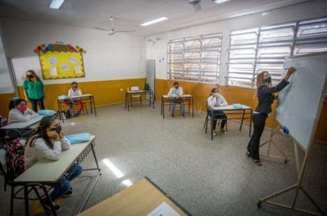 CAPITAL. VOLVIERON CLASES PRESENCIALES EN DOS ESCUELAS MUNICIPALES
