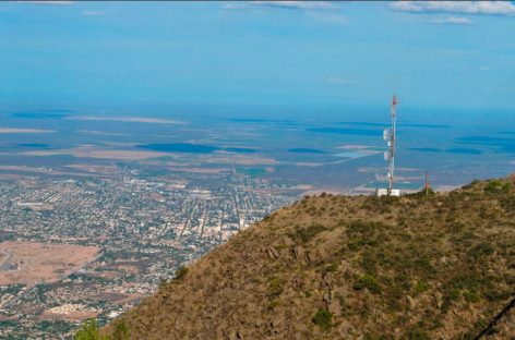 GRAN OPERATIVO PARA RESCATAR A PARAPENTISTA EN EL CERRO DE LA CRUZ