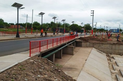 TODO LISTO PARA INAUGURAR EL PUENTE DEL Bº NÉSTOR KIRCHNER