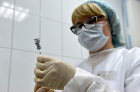 COVID. JUEVES O VIERNES LLEGAN 1350 NUEVAS VACUNAS SPUTNIK V