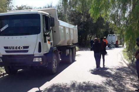 CHOQUE ENTRE MOTO Y CAMIÓN DEJÓ COMO SALDO UN MUERTO