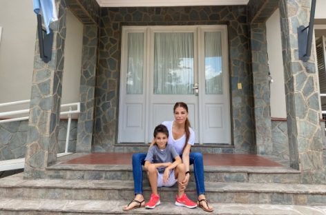 ZULEMITA MENEM EN LA RIOJA: SOSTUVO QUE AÚN NO DEFINIÓ SI SE METE DE LLENO EN LA POLÍTICA