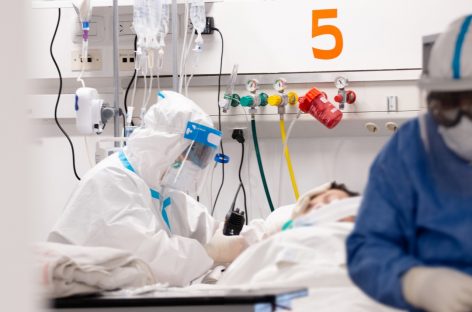 COVID EN PRIMERA PERSONA. «YO PUDE SALIR, PERO VÍ COMO FALLECÍA GENTE»