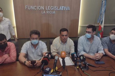 EL BLOQUE RIOJA QUERIDA SE ALINEÓ A LA ‘CASA DE LAS TEJAS’ PARA LAS GENERALES