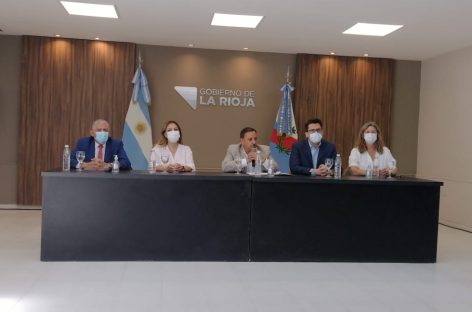 ESTATALES. QUINTELA ANUNCIÓ BONO DE $4.000 PARA OCTUBRE, NOVIEMBRE Y DICIEMBRE