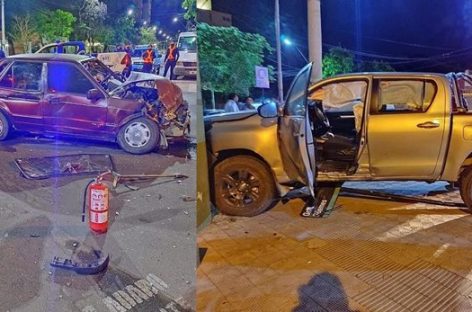 CAPITAL. VIOLENTO CHOQUE EN PLENO MACRO CENTRO DEJÓ UN HERIDO