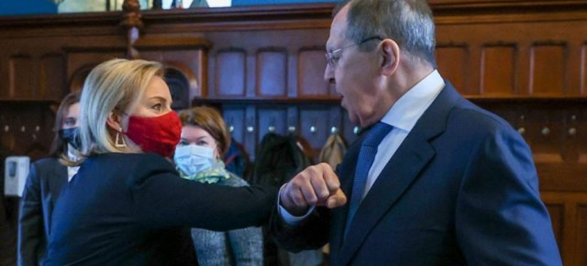 RUSIA INICIÓ EJERCICIOS MILITARES Y CRECE LA TENSIÓN CON UCRANIA