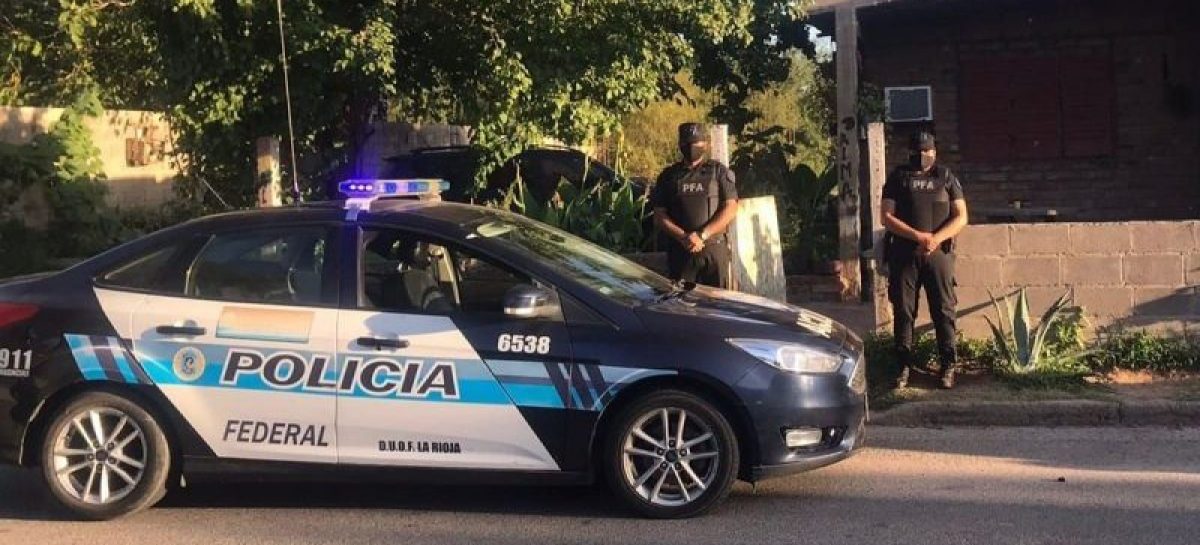 DESBARATAN BANDA NARCO Y SECUESTRAN MILLONES EN BIENES Y EFECTIVO