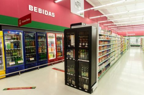 SUPERMERCADOS NO DESCARTAN TENER QUE RESTRINGIR LA VENTA DE HARINA