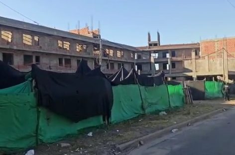 MURIÓ EL OPERARIO DE 23 AÑOS QUE CAYÓ DESDE LA ALTURA DE OBRA EN CONSTRUCCIÓN