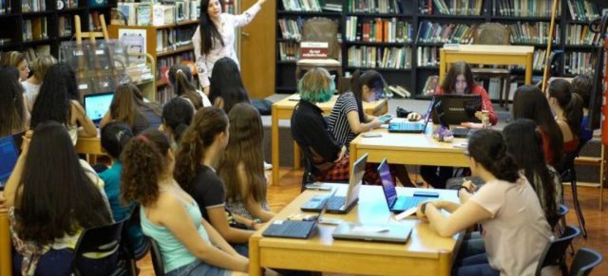 INVITAN A PARTICIPAR DEL PRIMER CLUB DE CHICAS PROGRAMADORAS
