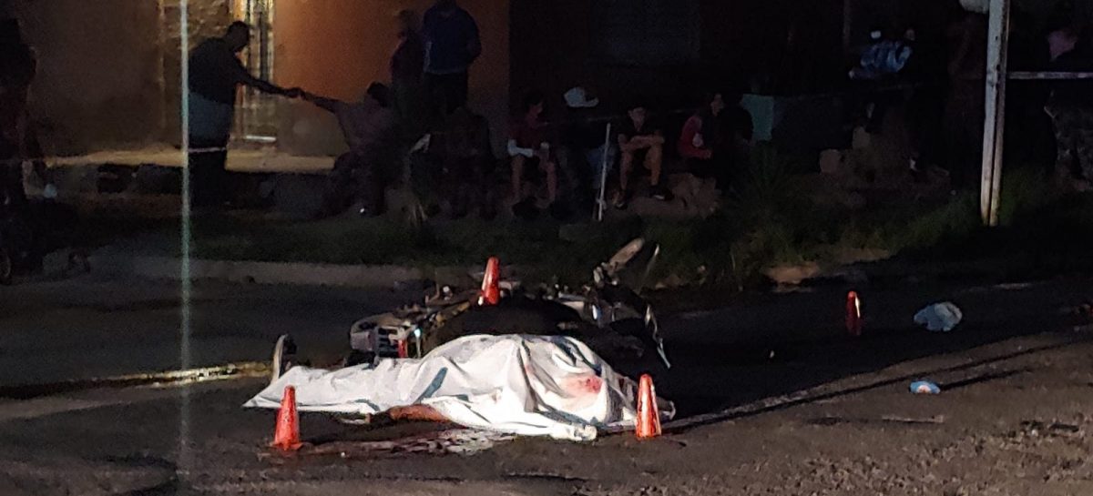 VIOLENTO CHOQUE ENTRE MOTOS DEJÓ UN FALLECIDO COMO SALDO