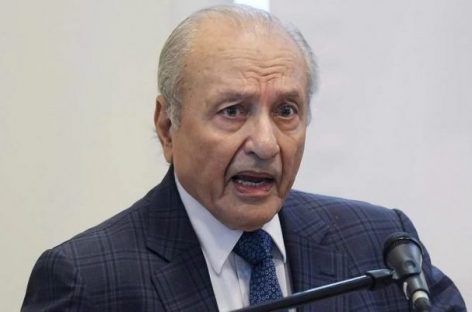 EDUARDO MENEM: «CRISTINA ACORRALA AL PRESIDENTE Y DEBILITA SU FIGURA»