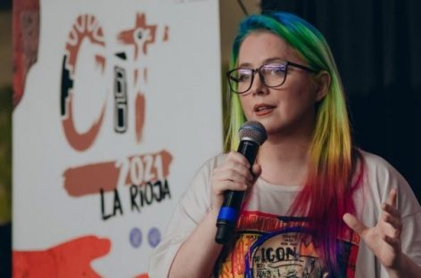 MANUELA CALVO. «LO QUE PASÓ ES UN ACTO DE DISCIPLINAMIENTO AL PERIODISMO LOCAL»