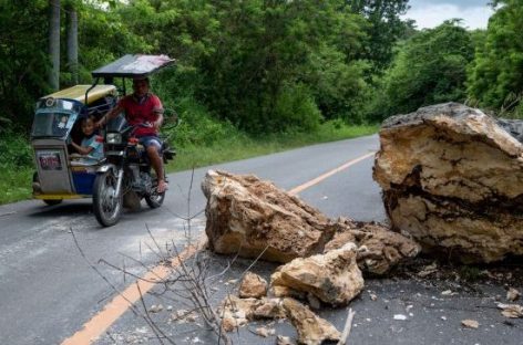 AL MENOS CUATRO MUERTOS POR UN SISMO EN FILIPINAS