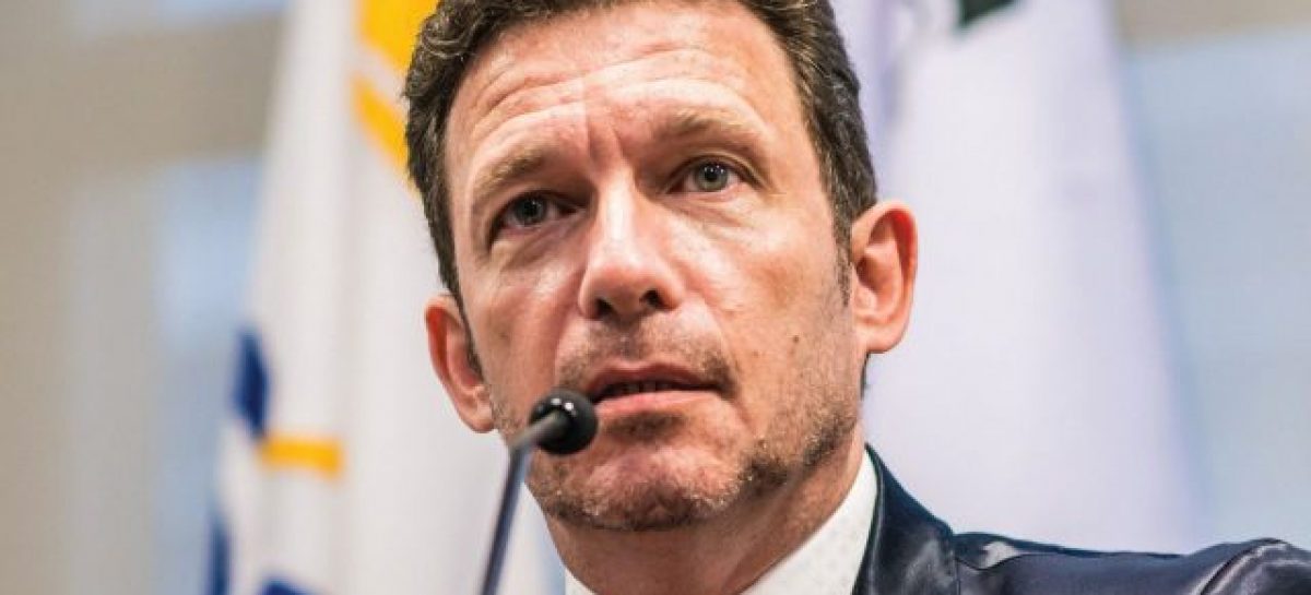 ELECCIONES EN BRASIL. «LOS VOTOS ESTÁN UNO A UNO, ES IMPOSIBLE SABER QUIÉN GANARÁ»