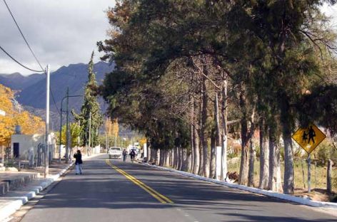 TRAGEDIA. MURIÓ EL NIÑO ATROPELLADO AL CRUZAR LA RUTA 76 EN PINCHAS