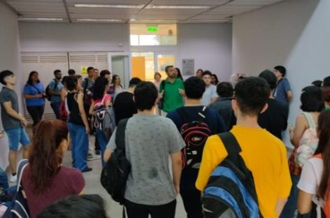 UNLAR. «ESTAMOS MUY LEJOS DE LLEGAR A UNA TOMA COMO LA DEL 2013»