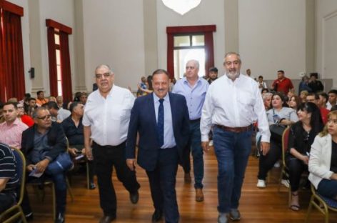 QUINTELA JUNTO AL REFERENTE DE LA CGT NACIONAL, HÉCTOR DAER, EN LA RIOJA