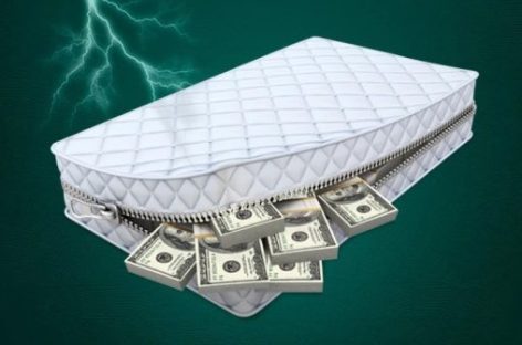DOLAR EN EL COLCHÓN, MAL NEGOCIO. CUÁNTO PODER DE COMPRA PERDIÓ QUIEN NO LOS INVIRTIÓ