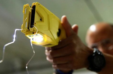 PISTOLAS TASER. «LO ANALIZAMOS, PERO NO ES UNA PRIORIDAD EN ESTE MOMENTO»