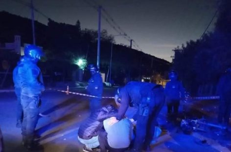 MUERE FUTBOLISTA TRAS IMPACTAR CON SU MOTO UNA PARADA DE COLECTIVO