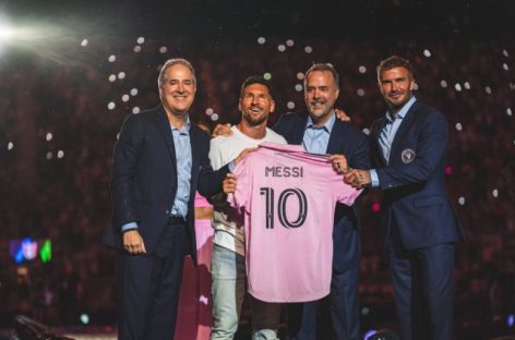 MESSI FUE PRESENTADO EN EL INTER DE MIAMI EN UN MEGA EVENTO