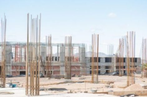 DESPIDIERON A 110 TRABAJADORES EN LA OBRA DEL NUEVO HOSPITAL DE CHILECITO