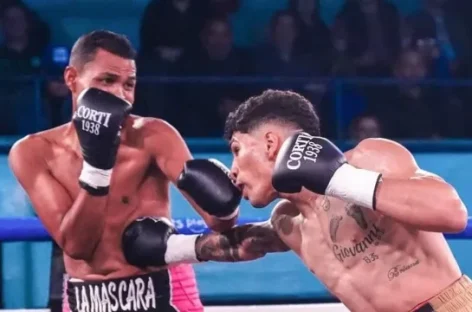 SANSÓN ROSA VOLVIÓ A DEFENDER SU INVICTO Y RETUVO TÍTULOS FEDELATIN AMB Y LATINO CMB EN LA CATEGORÍA SUPERLIGERO