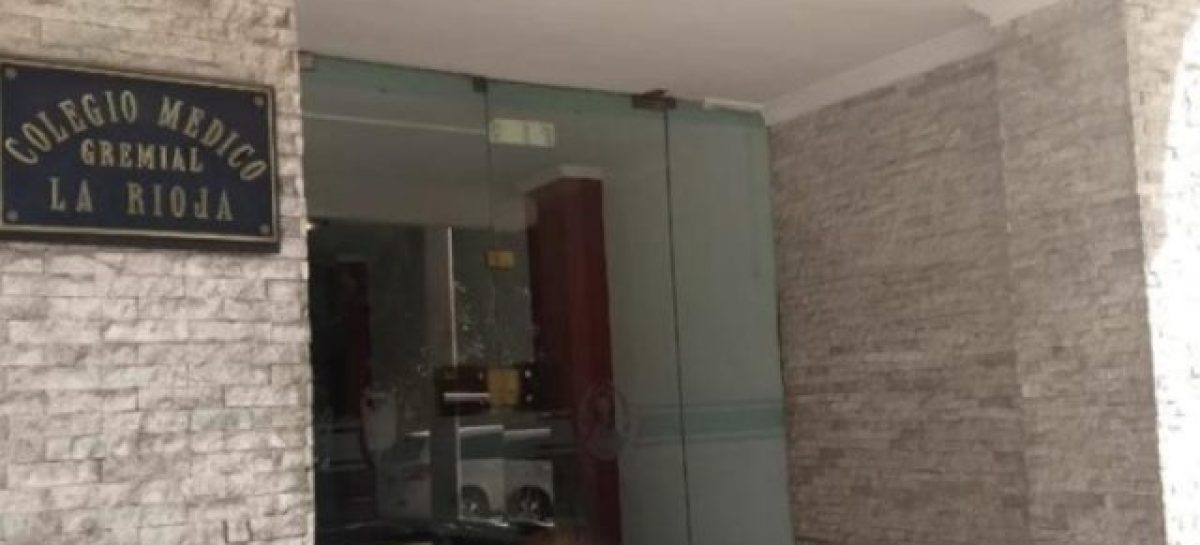 APOS DIO MARCHA ATRÁS Y EL COLEGIO MÉDICO LOGRÓ UN «REAJUSTE» DE CUPOS