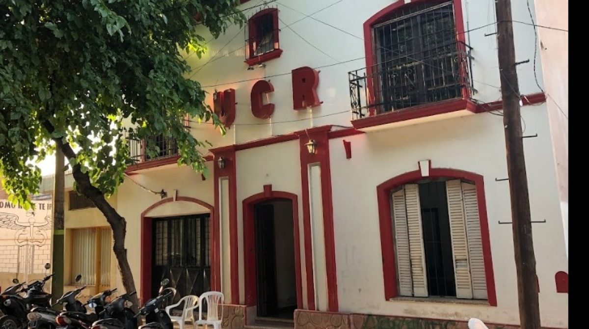LLA COMIENZA A TENER CONTACTOS CON LA CONDUCCIÓN DE UCR EN LA RIOJA