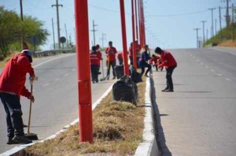 LOS CHALECOS ROJOS CON UN ROL CADA VEZ MÁS CLAVE EN EL ESTADO RIOJANO