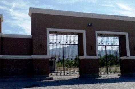 DETECTAN A UN MENOR CON UN ARMA DE FUEGO DENTRO DEL COLEGIO PIO XII