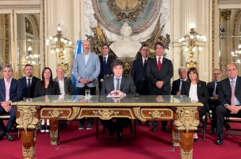 MILEI PRESENTÓ DNU CON DEROGACIÓN DE LEYES Y DESREGULACIÓN ECONÓMICA