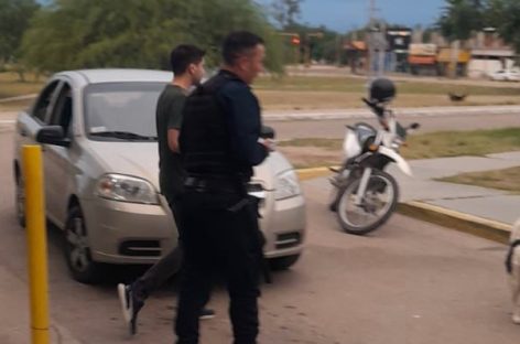 TAXIS Y REMISES SALEN A LA CAZA DE LOS UBER EN LA CAPITAL