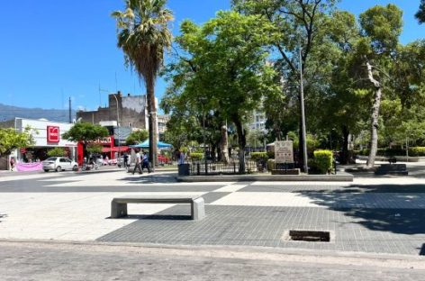 POLICÍA. TRAS 24 HORAS DE TENSIÓN, EL GOBIERNO HABLA DE SITUACIÓN «NORMALIZADA»