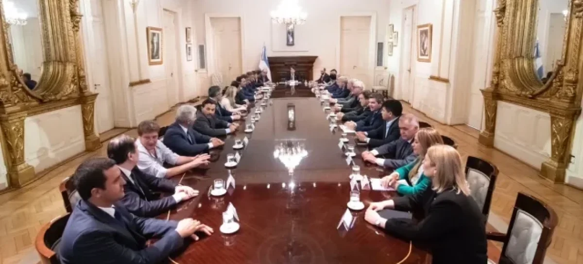 TERESITA MADERA DIJO PRESENTE EN LA REUNIÓN NACIÓN – PROVINCIAS QUE DURÓ 4 HORAS