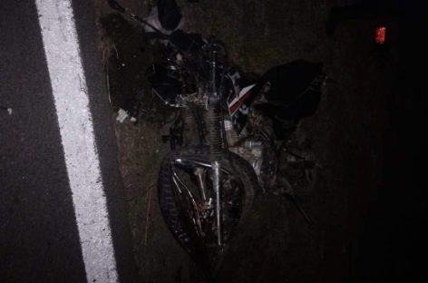 UN GRAVE ACCIDENTE RUTERO DEJÓ DOS MOTOCICLISTAS MUERTOS COMO SALDO