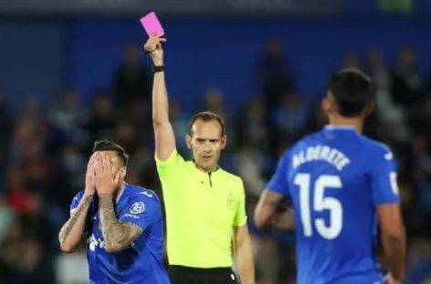LA CONMEBOL ANUNCIÓ EL USO DE LA TARJETA ROSA EN LA COPA AMÉRICA: PARA QUÉ SIRVE