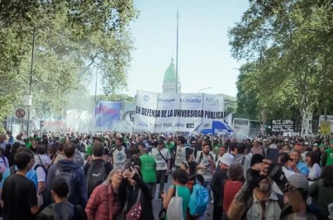 GREMIOS UNIVERSITARIOS MARCHARÁN TRES DÍAS SEGUIDOS PARA EXIGIR MAYOR PRESUPUESTO