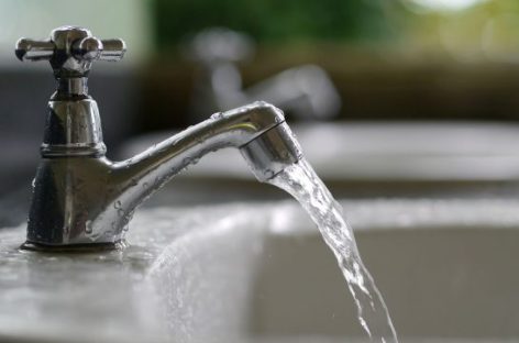 CRISIS HÍDRICA. GOBIERNO NO DESCARTA DAR AGUA POR TURNOS EN LA CAPITAL