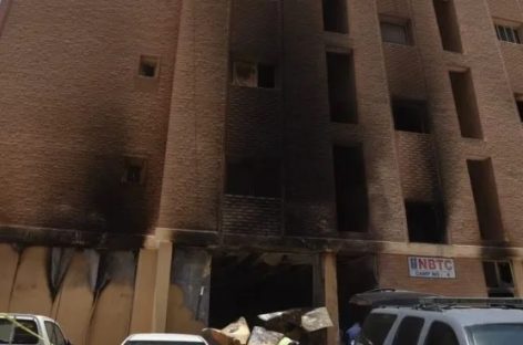TRÁGICO INCENDIO EN KUWAIT: 49 MUERTOS Y DECENAS DE HERIDOS
