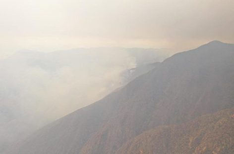 CORDÓN DEL VELASCO. EL FUEGO SIGUE Y SE LO COMBATE EN DISTINTOS SECTORES