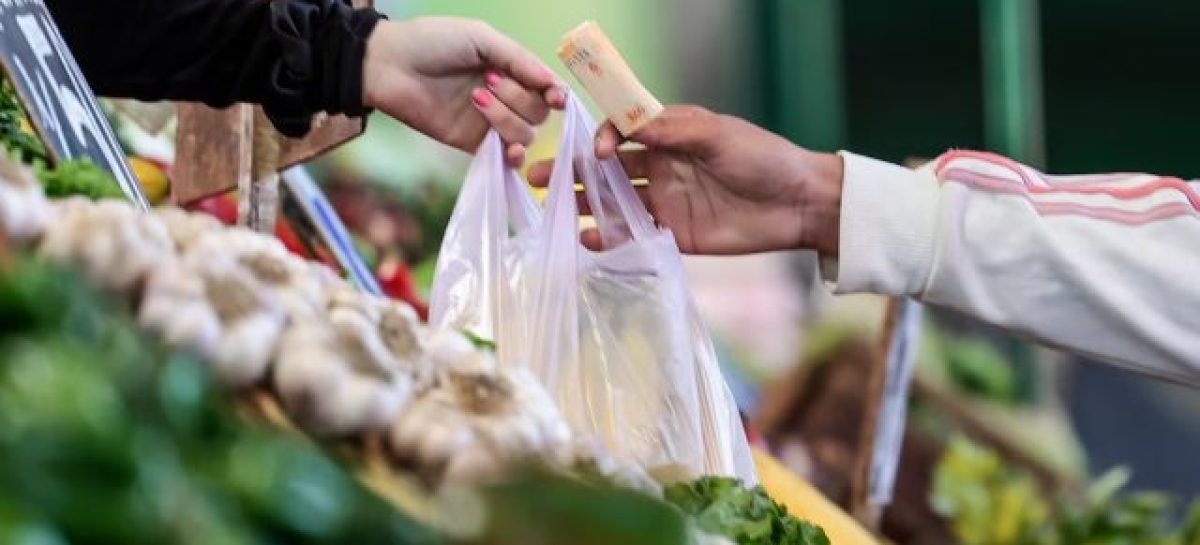 EN OCTUBRE UNA FAMILIA RIOJANA NECESITÓ $1.245.877 PARA NO SER POBRE