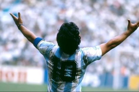 A CUATRO AÑOS DE LA MUERTE DE MARADONA, «EL AUSENTE MÁS PRESENTE»