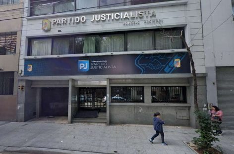 FLOJO DE PAPELES. POR MATÍAS MERAGELMAN