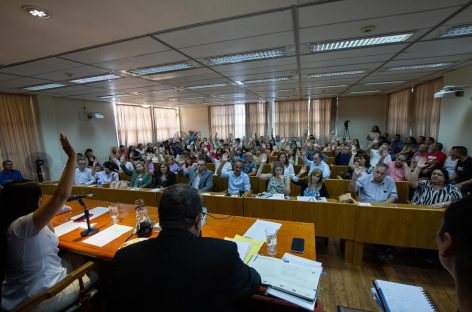 UNLAR. REVOCARON DESIGNACIONES NO DOCENTES TILDADAS DE IRREGULARES