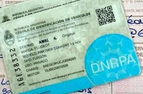 POR FALTA DE INSUMOS PARA IMPRIMIR TARJETAS VERDES ENTREGAN CONSTANCIAS EN PAPEL
