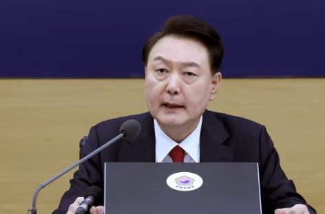 COREA DEL SUR. EL PRESIDENTE DECRETÓ LEY MARCIAL EN MEDIO DE FUERTE PUJA CON LA OPOSICIÓN